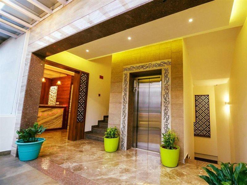 Hotel Tranquil Manipal Exterior photo