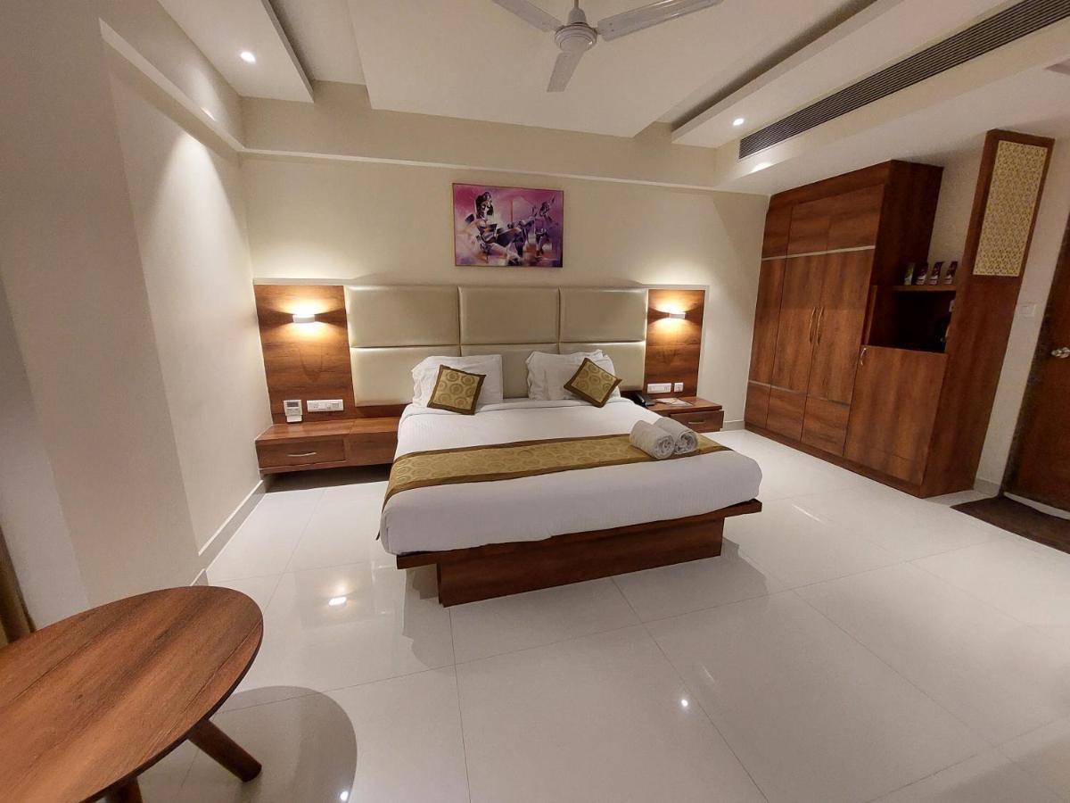 Hotel Tranquil Manipal Exterior photo