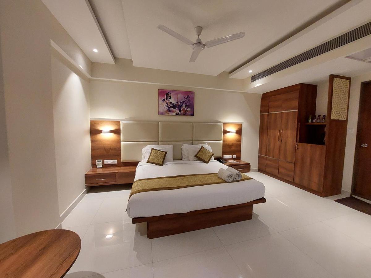 Hotel Tranquil Manipal Exterior photo